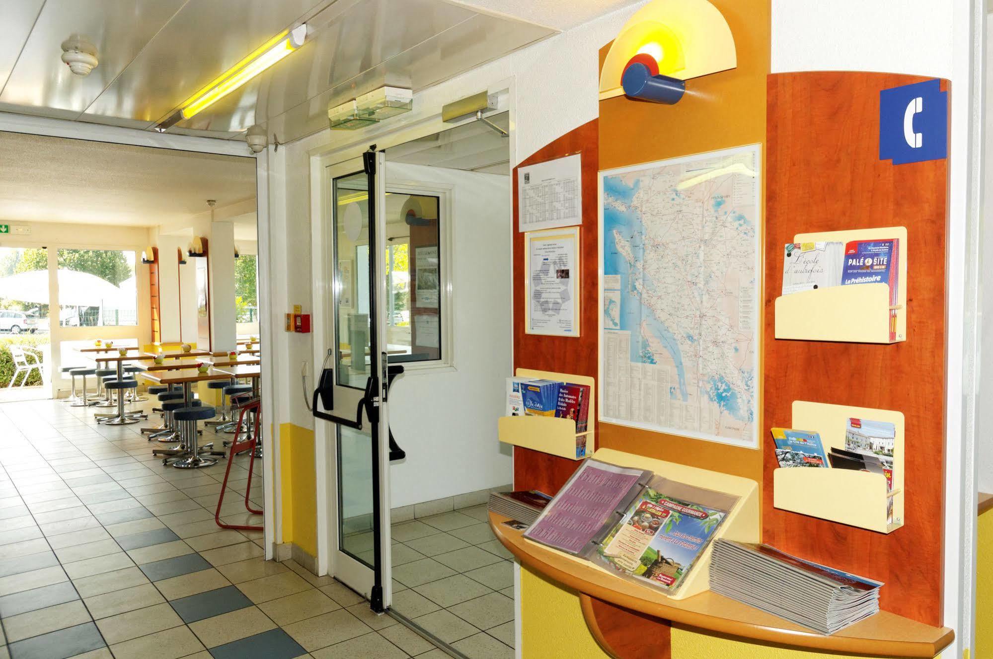 Ibis Budget Rochefort Ngoại thất bức ảnh